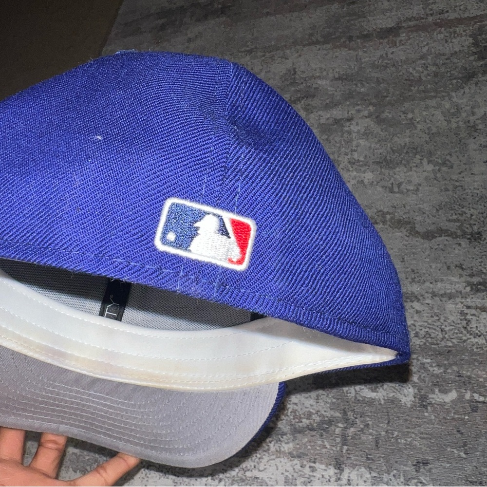 LA Fitted - Picture 5 of 6